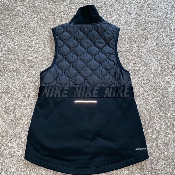 Nike Aerolayer running vest. Black XS. - Picture 2 of 2